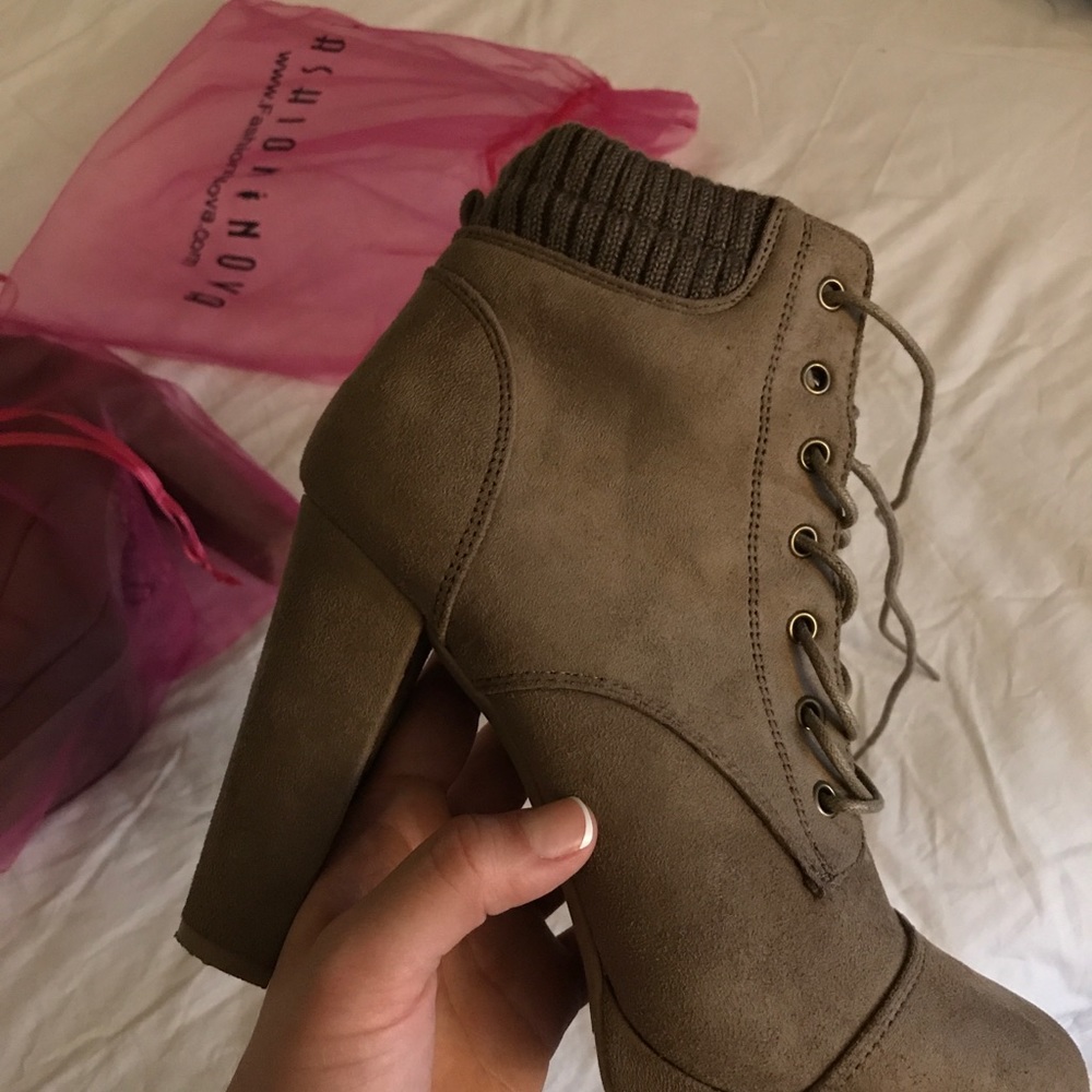 Fashion Nova Boots